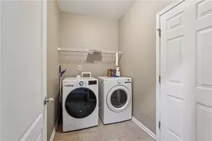 6015 Thrasher Ct, Cumming, GA 30028 - Photo 35