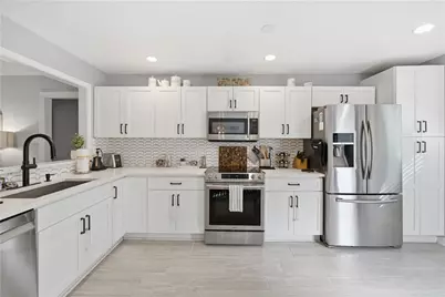 2165 Ponce De Leon Avenue NE, Atlanta, GA 30307 - Photo 11