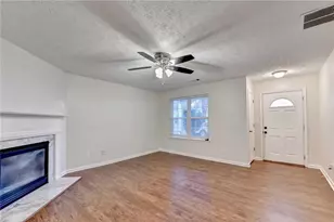 840 Melrose Park Pl, Lawrenceville, GA 30044 - Photo 9