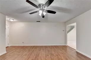 840 Melrose Park Pl, Lawrenceville, GA 30044 - Photo 7