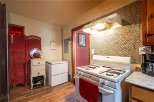 1979 Creekside Ct, Decatur, GA 30032 - Photo 5