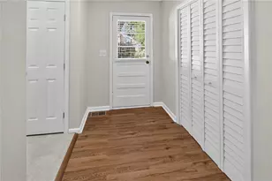 475 Center Hill Ave NW, Atlanta, GA 30318 - Photo 17