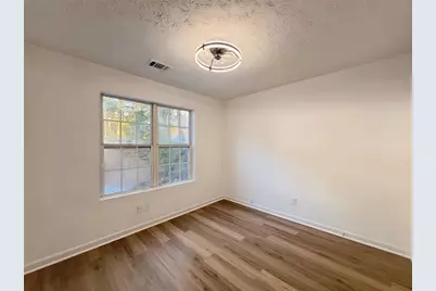 565 Paris Drive, Lawrenceville, GA 30043 - Photo 31