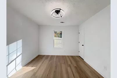 565 Paris Drive, Lawrenceville, GA 30043 - Photo 33