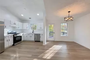 565 Paris Dr, Lawrenceville, GA 30043 - Photo 11