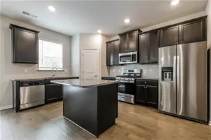 6315 Noreen Wy, Lithonia, GA 30058 - Photo 9