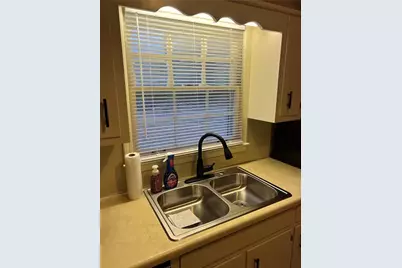 7543 Asbury Manor Drive, Lithonia, GA 30058 - Photo 13