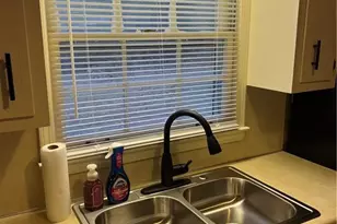 7543 Asbury Manor Dr, Lithonia, GA 30058 - Photo 13