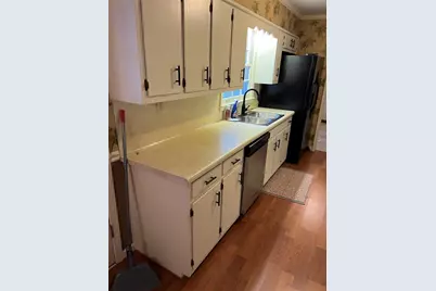 7543 Asbury Manor Drive, Lithonia, GA 30058 - Photo 11