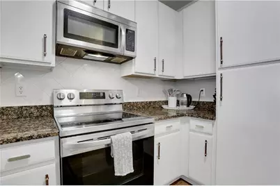 821 Ralph McGill Boulevard NE #2207, Atlanta, GA 30306 - Photo 9