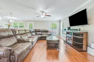 1200 Cypress Fall Cir, Hinesville, GA 31313 - Photo 9