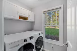 5470 Linger Longer Rd, Cumming, GA 30041 - Photo 17