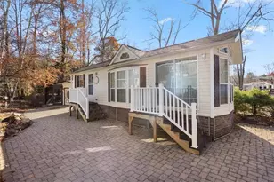 130 Creekview Dr, Cleveland, GA 30528 - Photo 3