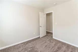 10944 Big Sky Dr, Hampton, GA 30228 - Photo 11