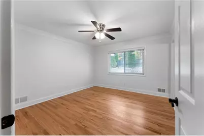 620 Spalding Drive, Sandy Springs, GA 30328 - Photo 23