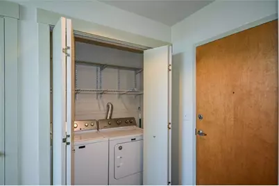 245 N Highland Avenue NE #402, Atlanta, GA 30307 - Photo 19