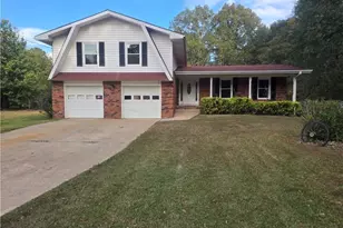 7672 Echo Ln, Jonesboro, GA 30236 - Photo 1