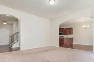 3369 Castleberry Village Cir, Cumming, GA 30040 - Photo 9