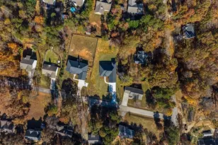 3715 Cameron Cir, Gainesville, GA 30506 - Photo 9