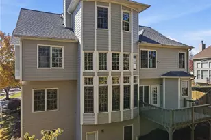 3835 Creekview Ridge Dr, Buford, GA 30518 - Photo 9