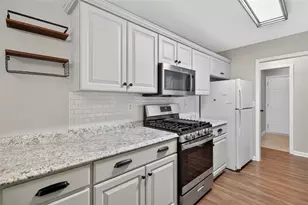 5683 Riverside Walk Dr, Sugar Hill, GA 30518 - Photo 17