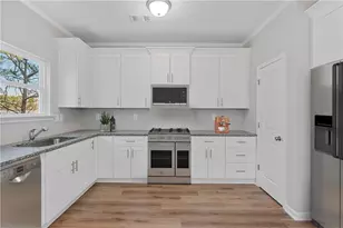 2874 Laurel Ridge Cir, East Point, GA 30344 - Photo 13