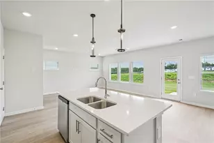 2034 Avalon Rdg, Conyers, GA 30013 - Photo 13