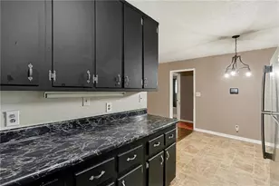 1995 Matt Dr, Austell, GA 30168 - Photo 15