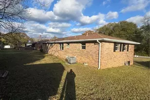 403 Burns Rd, Carrollton, GA 30117 - Photo 17