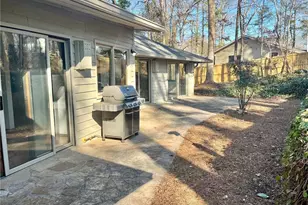 4198 Lake Rill Ct, Marietta, GA 30062 - Photo 11