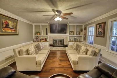 2563 Bridgewood Lane, Snellville, GA 30078 - Photo 9