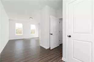 121 Chattahoochee Cir, Locust Grove, GA 30248 - Photo 9