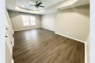 949 Pennsylvania Run, Lawrenceville, GA 30043 - Photo 13