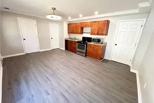 949 Pennsylvania Run, Lawrenceville, GA 30043 - Photo 33