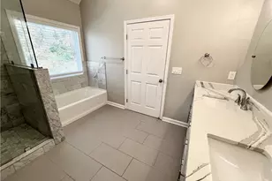 949 Pennsylvania Run, Lawrenceville, GA 30043 - Photo 19