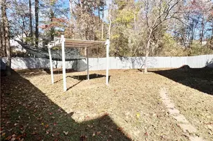 949 Pennsylvania Run, Lawrenceville, GA 30043 - Photo 43