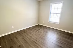 949 Pennsylvania Run, Lawrenceville, GA 30043 - Photo 25