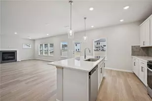 496 Tallulah Ln, Grayson, GA 30017 - Photo 11