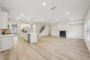 461 Tallulah Ln, Grayson, GA 30017 - Photo 7