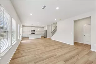 451 Tallulah Ln, Grayson, GA 30017 - Photo 9