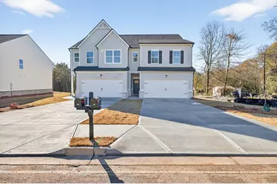 548 Madison Street #110, Commerce, GA 30529 - Photo 3