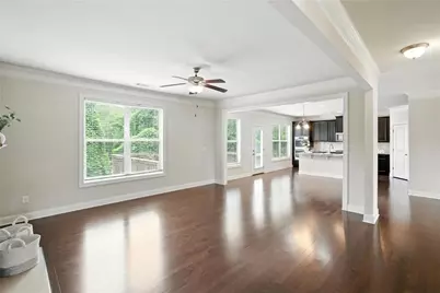 3950 Grandview Manor Drive, Cumming, GA 30028 - Photo 9