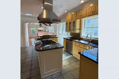 221 Mountain View Street, Decatur, GA 30030 - Photo 7