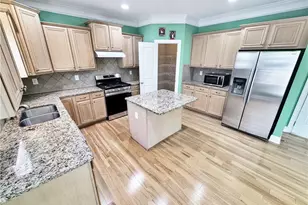 2435 Manor View, Cumming, GA 30041 - Photo 19