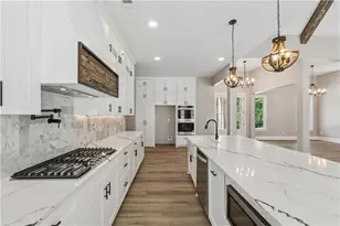 6029 Wellington Ave, Gainesville, GA 30506 - Photo 9