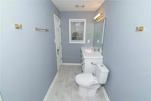 1025 Hunters Oak Trail, Sugar Hill, GA 30518 - Photo 17