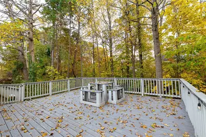 1025 Hunters Oak Trail, Sugar Hill, GA 30518 - Photo 21