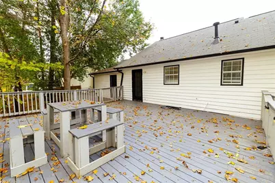 1025 Hunters Oak Trail, Sugar Hill, GA 30518 - Photo 23