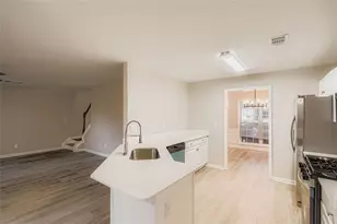 1570 Twin Bridge Ln, Lawrenceville, GA 30043 - Photo 11