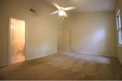 4028 Elm Street, Chamblee, GA 30341 - Photo 5